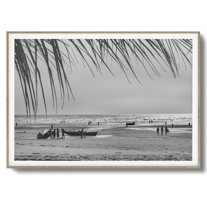 Beach Day in Black & White Framed Art