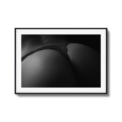 Curve Close Framed Art