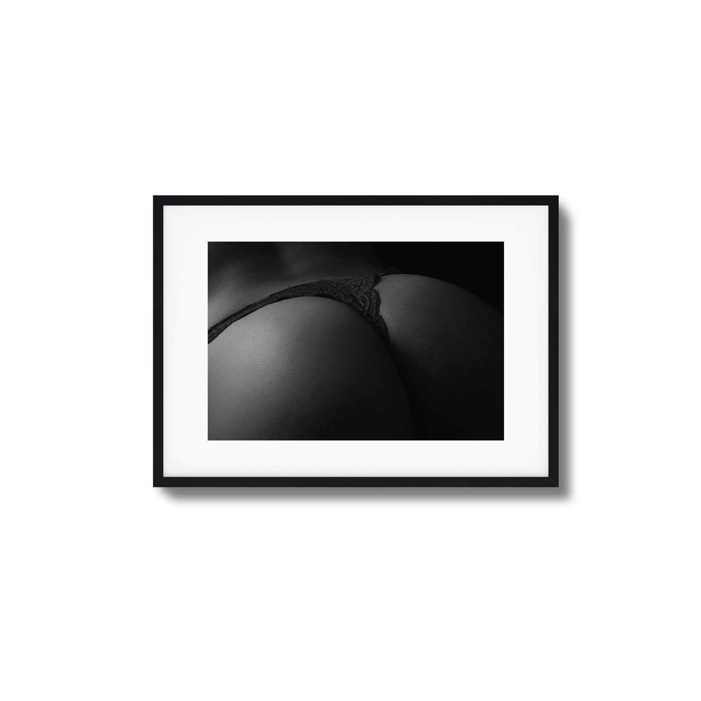 Curve Close Framed Art