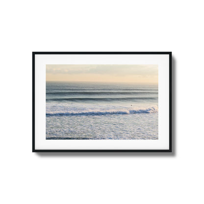 Horizon Wave Flow Framed Art